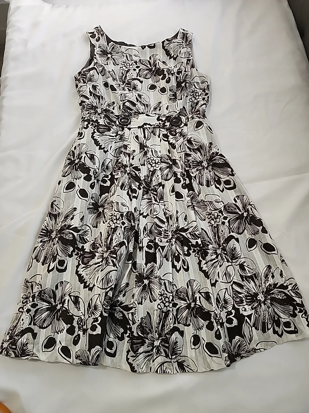 Robbie‎ Bee Dress Womens Size 6 Brown White Floral Sleeveless Pockets Lined